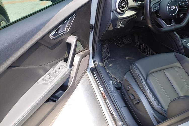 Used Audi Q2L 2024 35TFSI Fashionable and Dynamic Edition Driver Seat