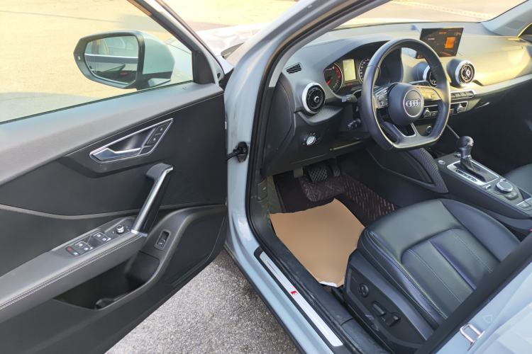 Used Audi Q2L 2024 35TFSI Fashionable and Dynamic Edition Driver Seat