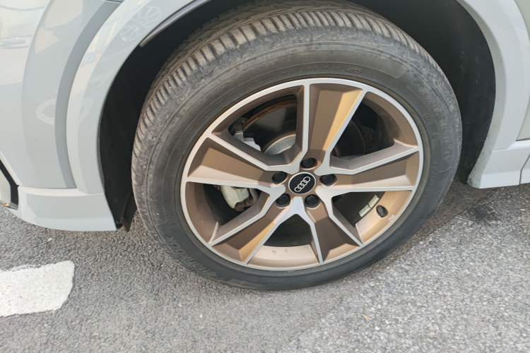 Used Audi Q2L 2024 35TFSI Fashionable and Dynamic Edition Left Front Wheel Hub