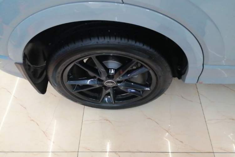 Used Audi Q2L 2024 35TFSI Ambition Dynamic Edition Right Rear Wheel Hub