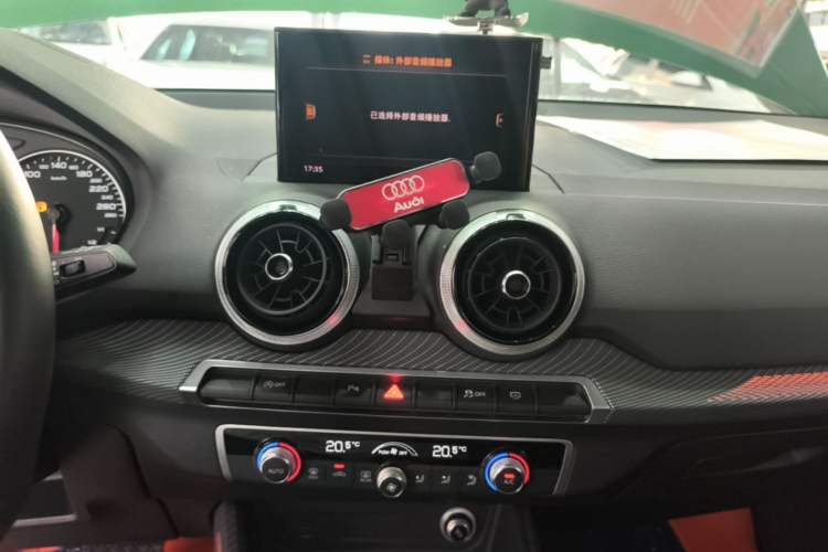 Used Audi Q2L 2024 35TFSI Fashionable and Dynamic Edition Audio And AC Panel