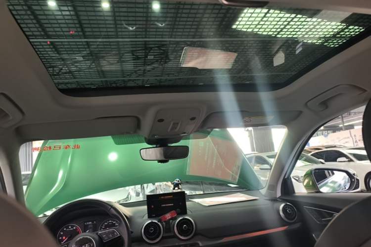 Used Audi Q2L 2024 35TFSI Fashionable and Dynamic Edition Headliner