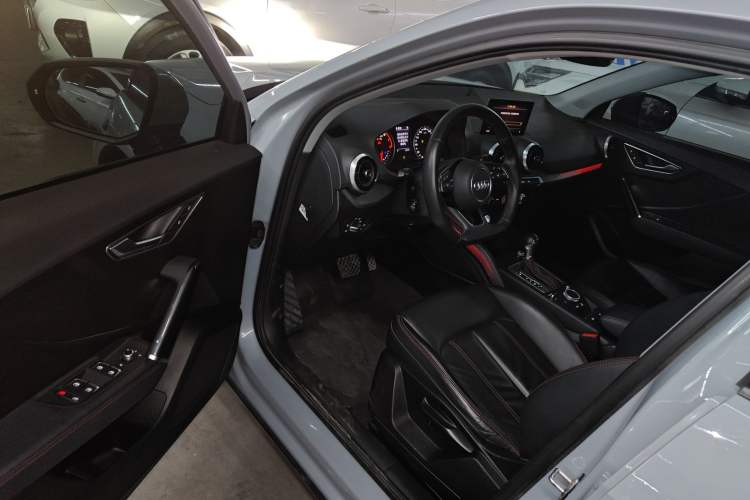 Used Audi Q2L 2024 35TFSI Ambition Dynamic Edition Driver Seat
