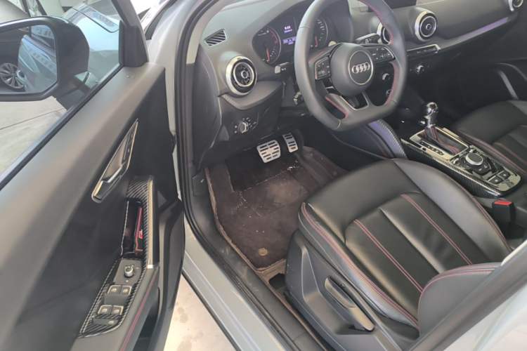 Used Audi Q2L 2024 35TFSI Ambition Dynamic Edition Driver Seat