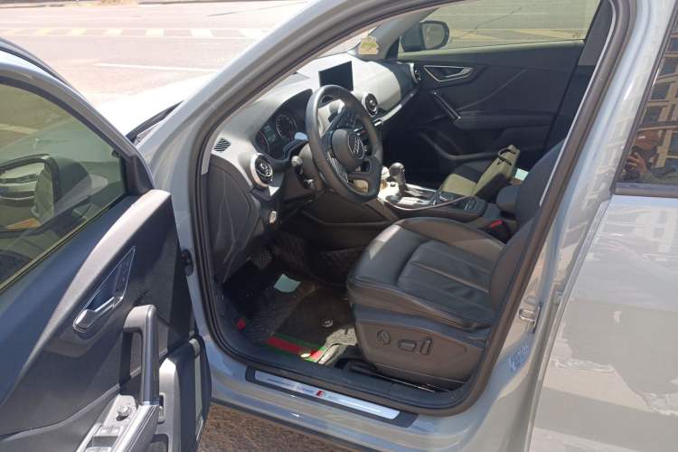 Used Audi Q2L 2024 35TFSI Fashionable and Dynamic Edition Driver Seat