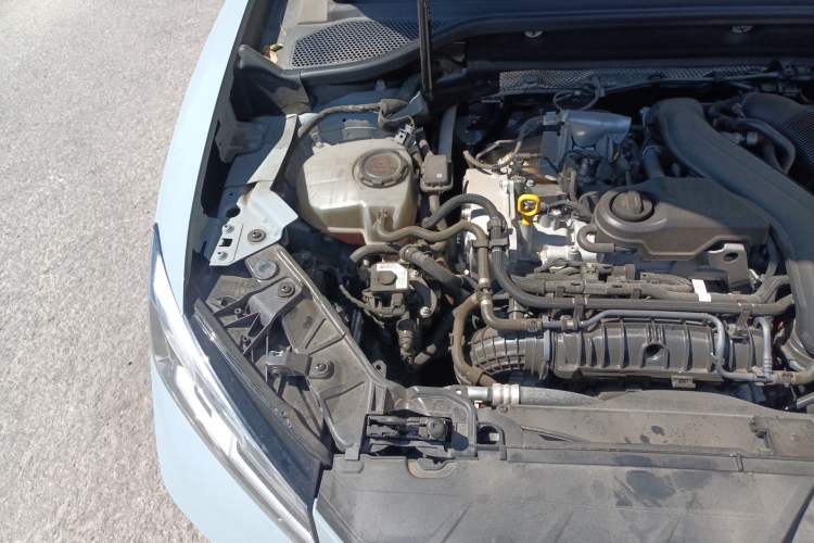 Used Audi Q2L 2024 35TFSI Fashionable and Dynamic Edition Engine Bay Right