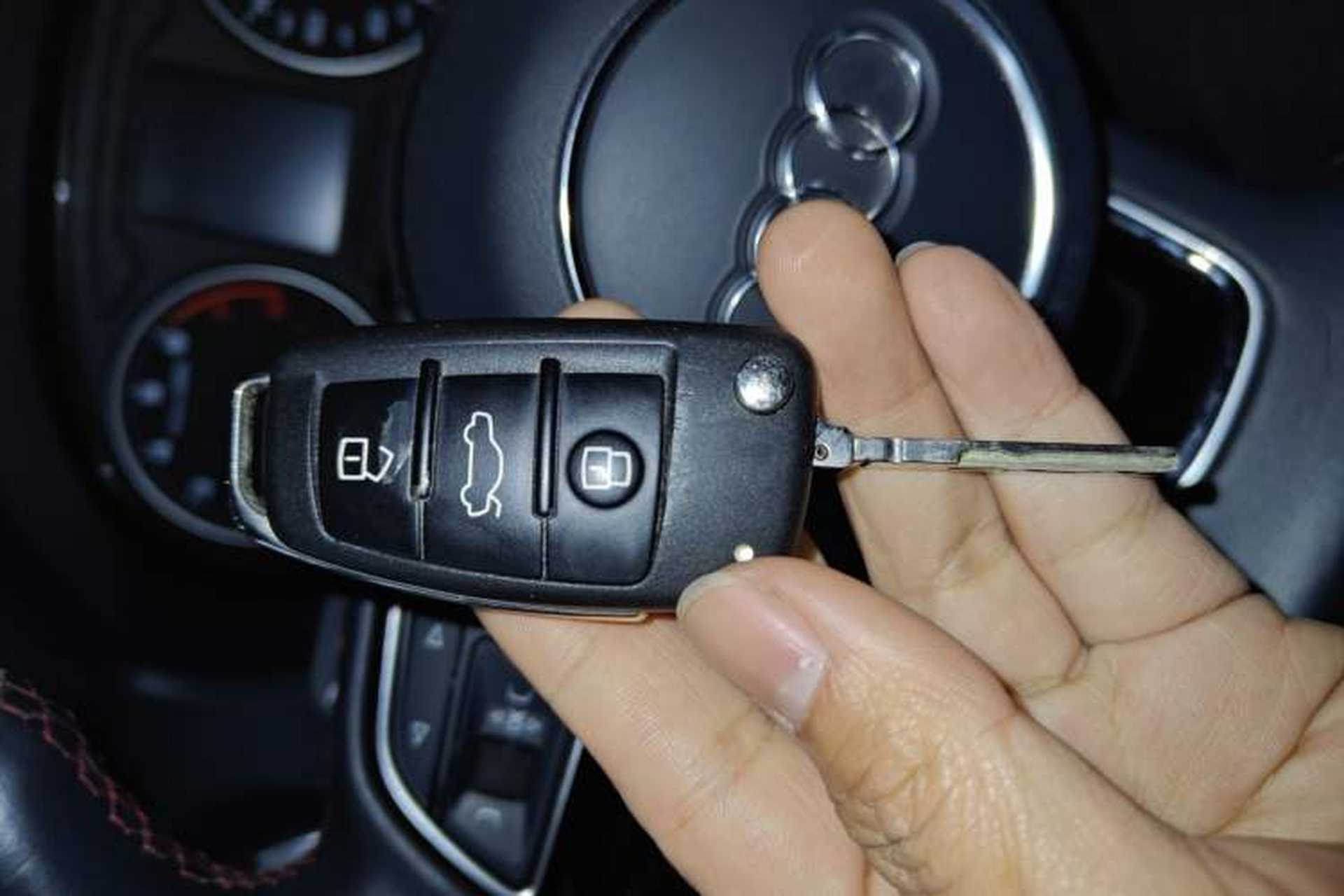 Used Audi Q2L 2024 35TFSI Ambition Dynamic Edition Vehicle Key