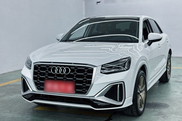 Audi Q2L 2024 35TFSI Fashionable and Dynamic Edition usado Guazi used car, China used car export, Used car for sale, Used cars, Cheapest cars for sale