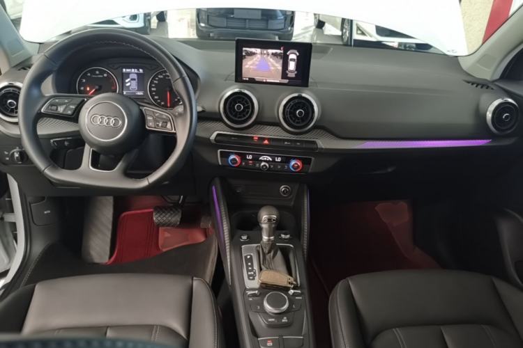 Used Audi Q2L 2024 35TFSI Fashionable and Dynamic Edition Center Console