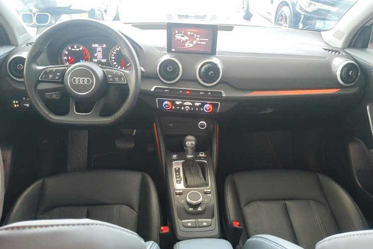 Used Audi Q2L 2024 35TFSI Fashionable and Dynamic Edition Center Console
