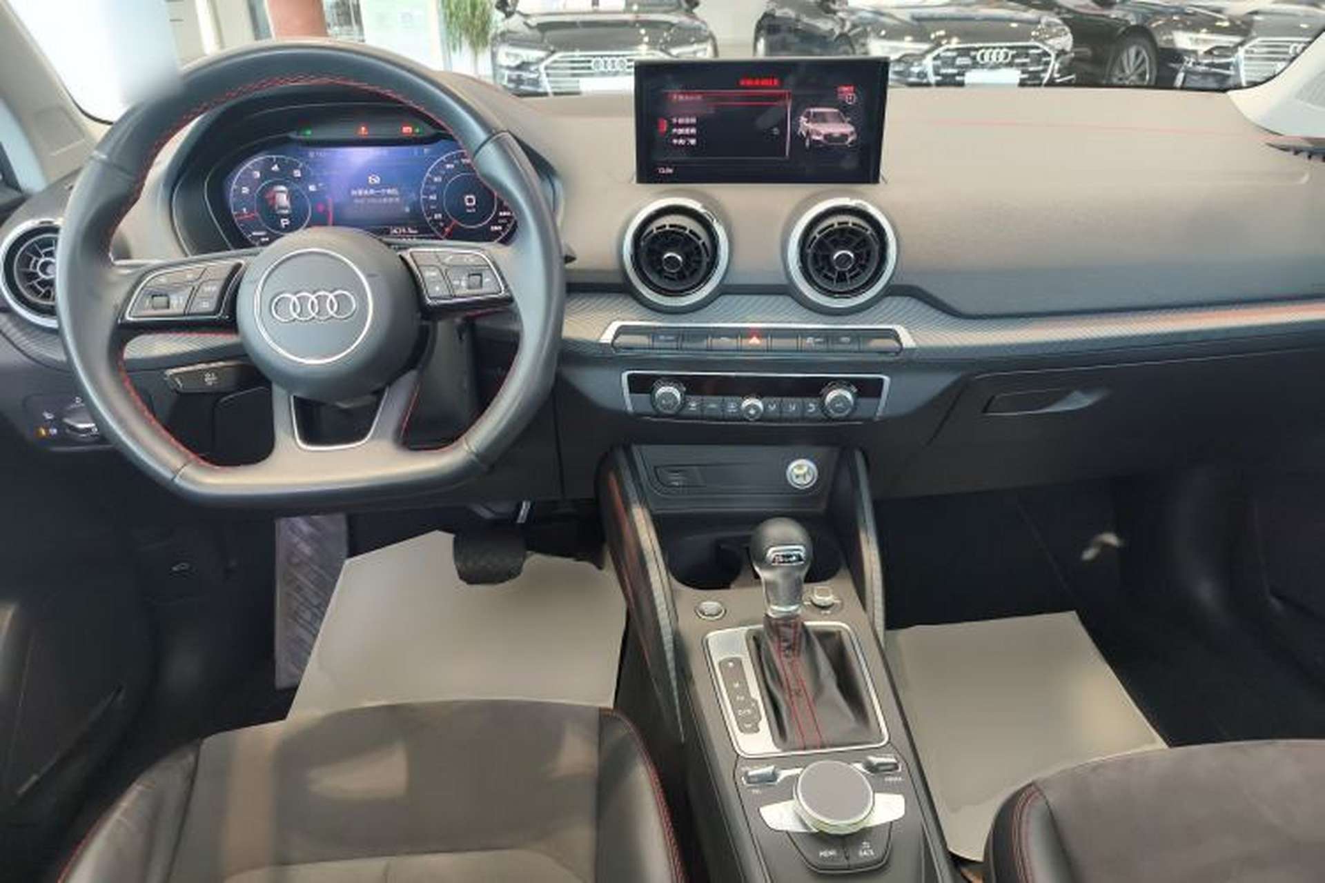 Used Audi Q2L 2024 35TFSI Luxury Dynamic Edition Center Console