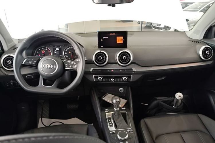 Used Audi Q2L 2024 35TFSI Fashionable and Dynamic Edition Center Console