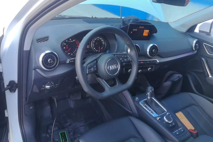 Used Audi Q2L 2024 35TFSI Fashionable and Dynamic Edition Center Console