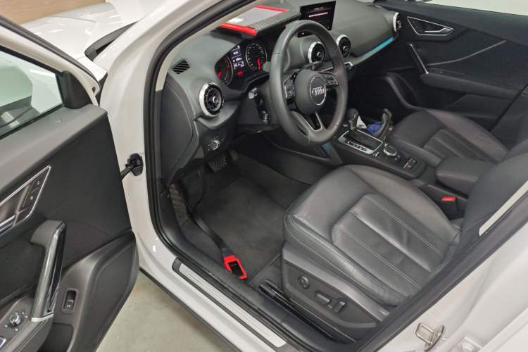 Used Audi Q2L 2024 35TFSI Fashionable and Elegant Version Driver Seat