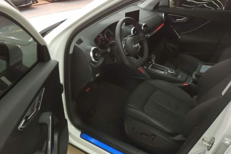Used Audi Q2L 2024 35TFSI Fashionable and Dynamic Edition Driver Seat