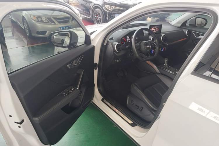 Used Audi Q2L 2024 35TFSI Fashionable and Dynamic Edition Driver Seat