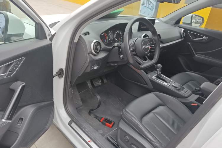 Used Audi Q2L 2024 35TFSI Fashionable and Dynamic Edition Driver Seat