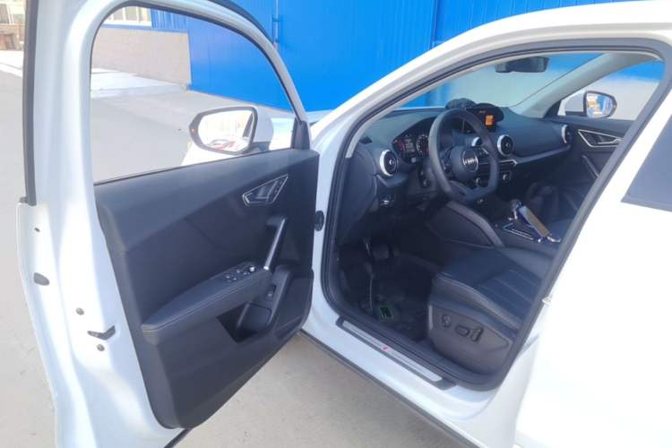 Used Audi Q2L 2024 35TFSI Fashionable and Dynamic Edition Driver Seat