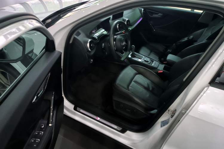 Used Audi Q2L 2024 35TFSI Fashionable and Dynamic Edition Driver Seat