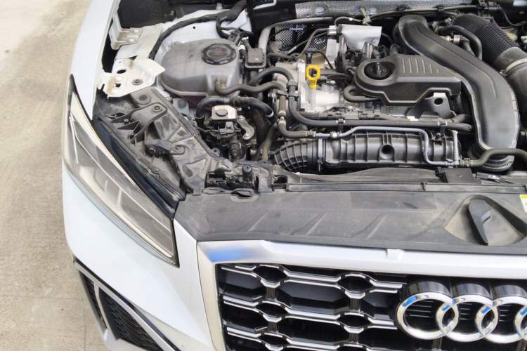 Used Audi Q2L 2024 35TFSI Fashionable and Dynamic Edition Engine Bay Right