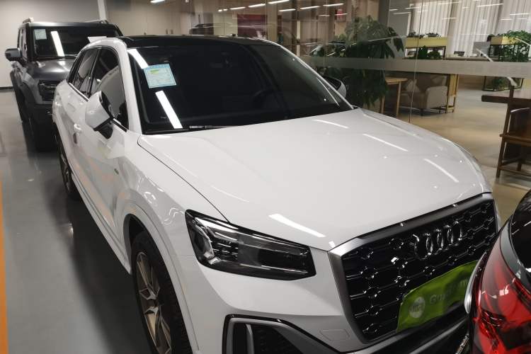 Used Audi Q2L 2024 35TFSI Fashionable and Dynamic Edition Exterior 1