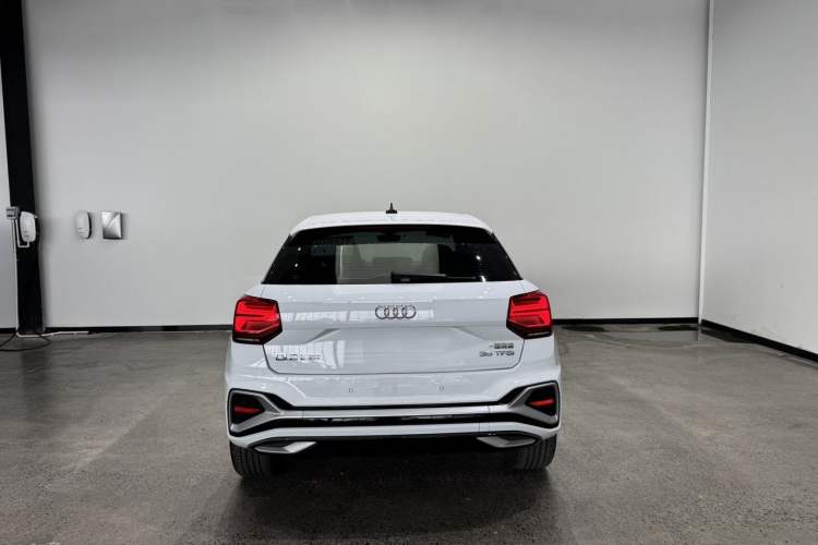 Used Audi Q2L 2024 35TFSI Fashionable and Dynamic Edition Exterior 5
