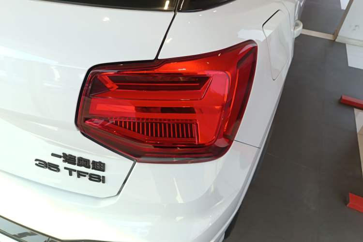 Used Audi Q2L 2024 35TFSI Luxury Dynamic Edition Exterior 6