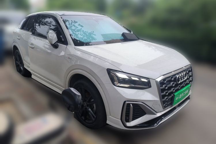 Used Audi Q2L 2024 Updated 35TFSI Progressive Dynamic Edition Front Right 45 Deg