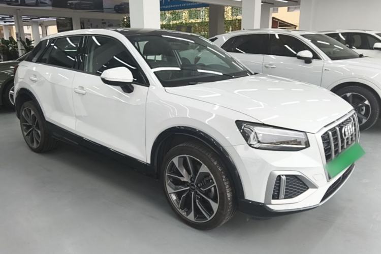 Used Audi Q2L 2024 35TFSI Luxury Prestige Edition Front Right 45 Deg