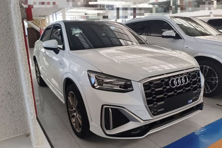Used Audi Q2L 2024 35TFSI Fashionable and Dynamic Edition Front Right 45 Deg