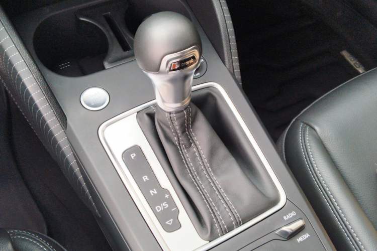 Used Audi Q2L 2024 35TFSI Fashionable and Dynamic Edition Gear Lever