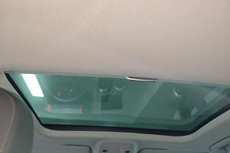 Used Audi Q2L 2024 35TFSI Fashionable and Elegant Version Headliner