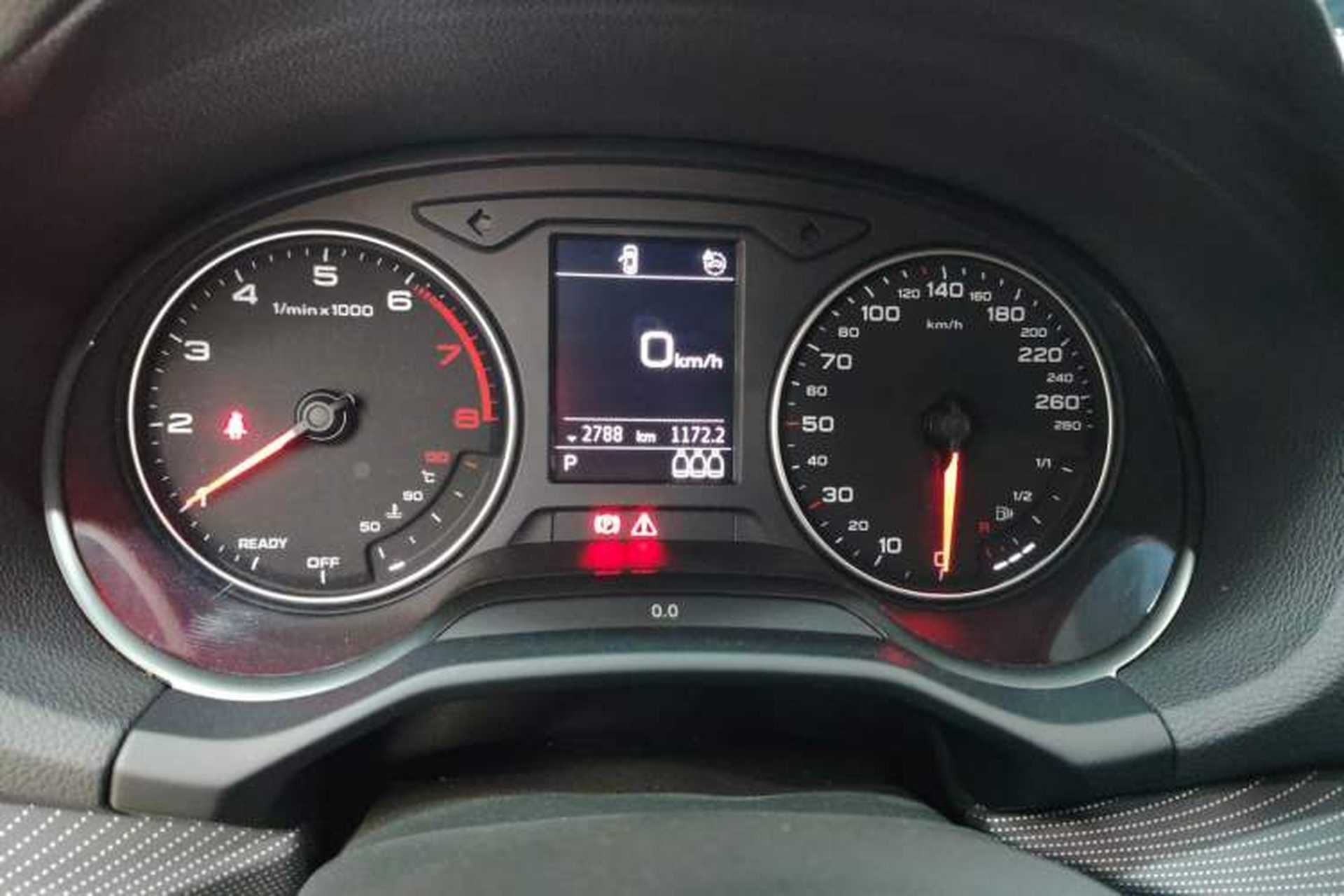 Used Audi Q2L 2024 35TFSI Fashionable and Elegant Version Instrument Cluster