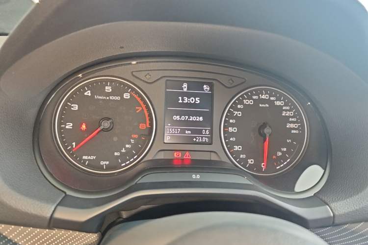 Used Audi Q2L 2024 35TFSI Fashionable and Elegant Version Instrument Cluster