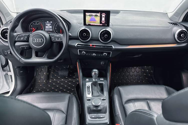 Used Audi Q2L 2024 35TFSI Fashionable and Dynamic Edition Interior 1