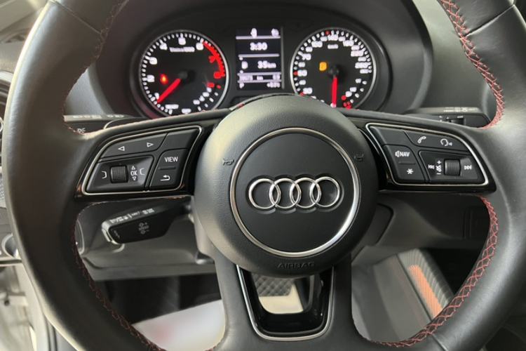 Used Audi Q2L 2024 35TFSI Ambition Dynamic Edition Interior 2