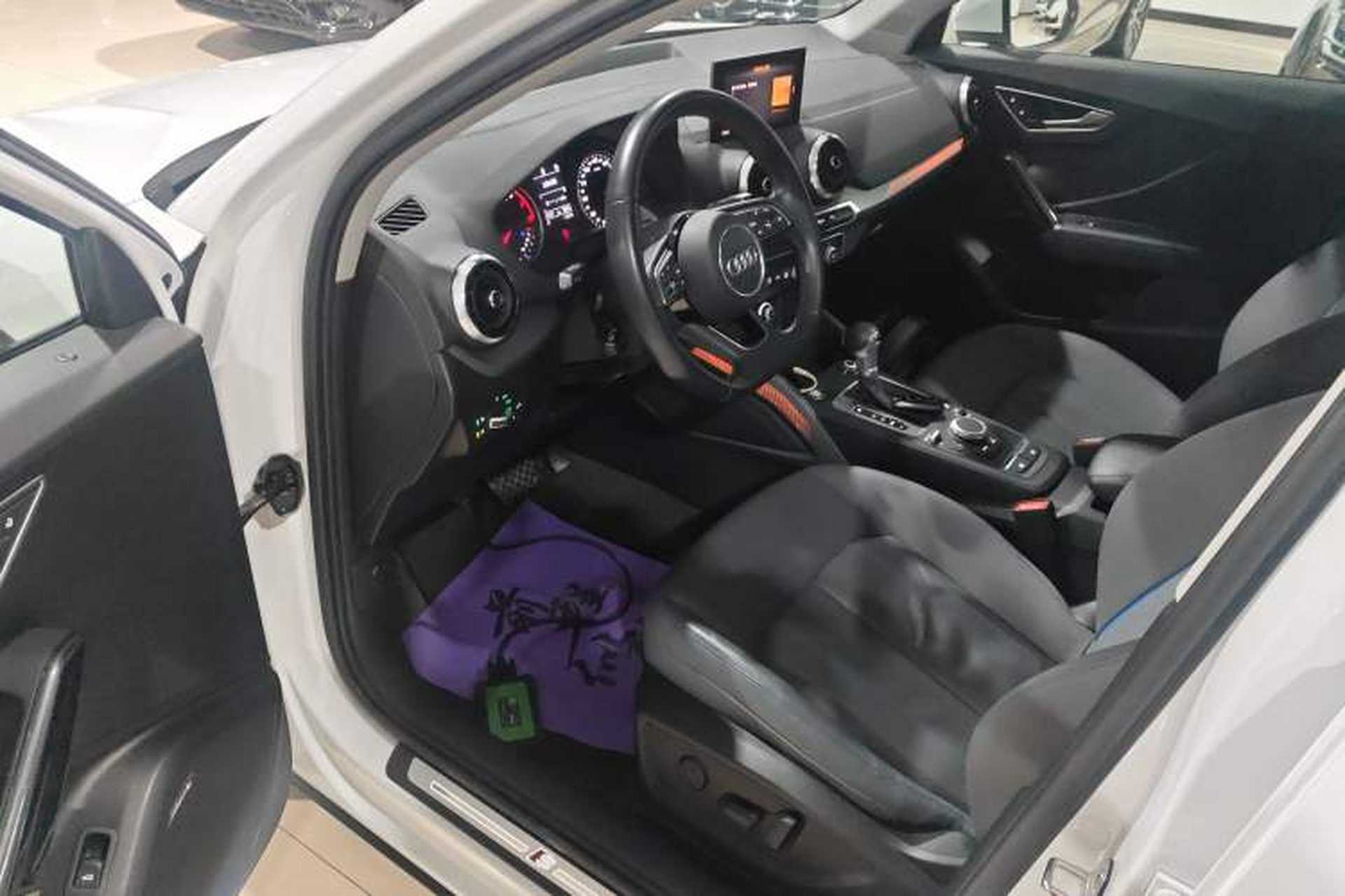 Used Audi Q2L 2024 35TFSI Fashionable and Dynamic Edition Interior 3