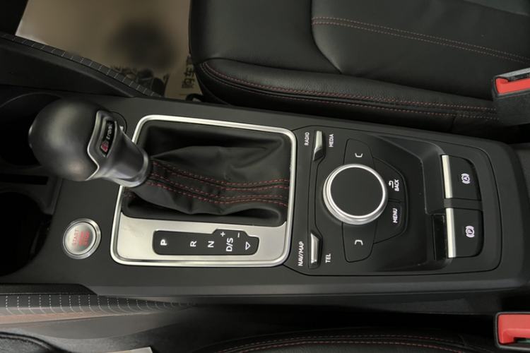 Used Audi Q2L 2024 35TFSI Ambition Dynamic Edition Interior 3