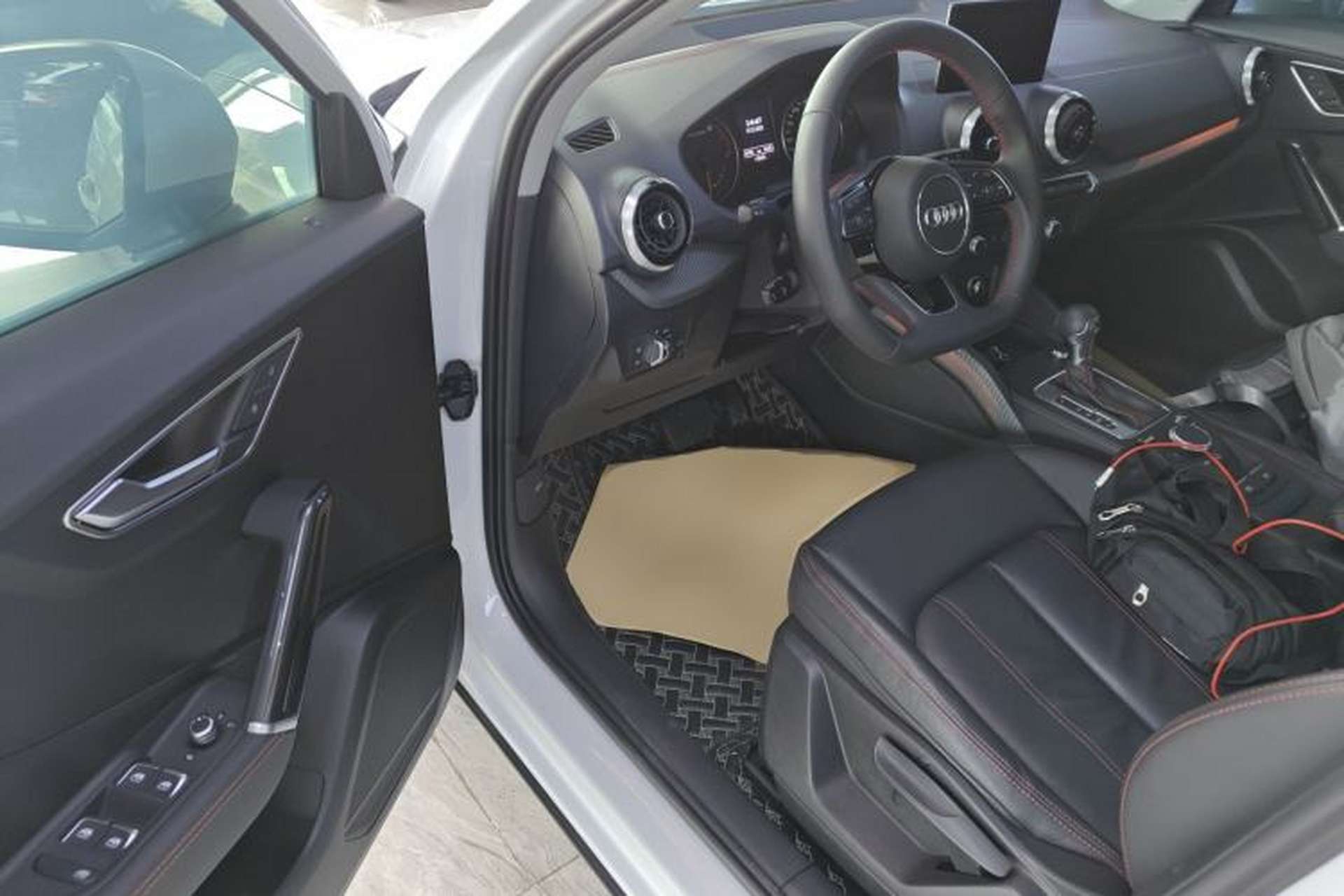 Used Audi Q2L 2024 35TFSI Ambition Dynamic Edition Interior 3
