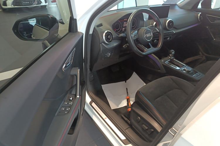 Used Audi Q2L 2024 35TFSI Luxury Dynamic Edition Interior 3