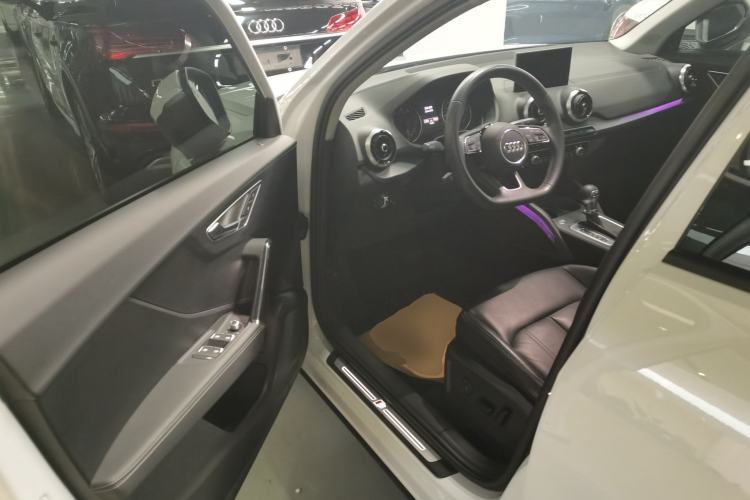 Used Audi Q2L 2024 35TFSI Fashionable and Dynamic Edition Interior 3