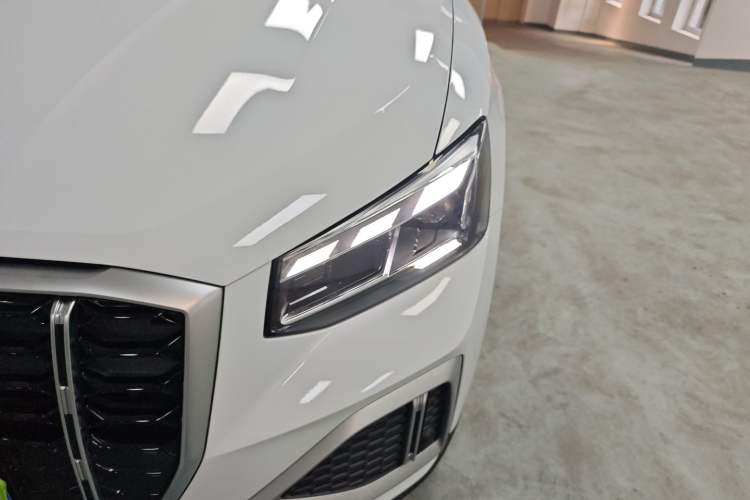 Used Audi Q2L 2024 35TFSI Fashionable and Elegant Version Left Front Headlight