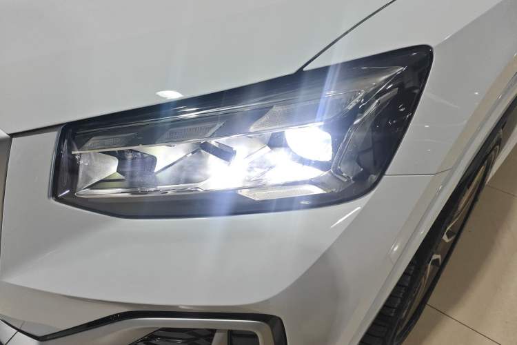 Used Audi Q2L 2024 35TFSI Fashionable and Dynamic Edition Left Front Headlight