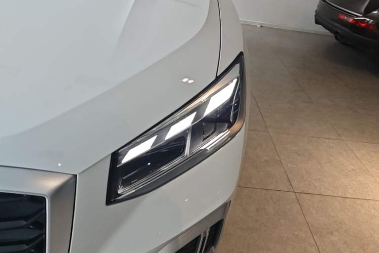 Used Audi Q2L 2024 35TFSI Fashionable and Elegant Version Left Front Headlight