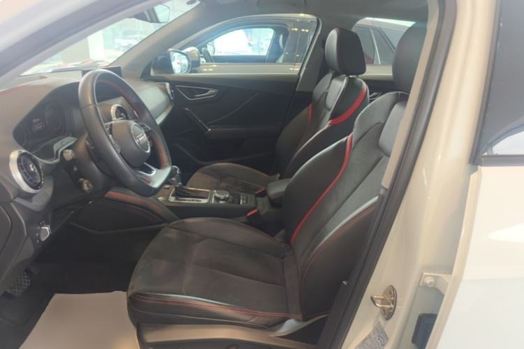 Used Audi Q2L 2024 35TFSI Luxury Dynamic Edition Left Front Seat