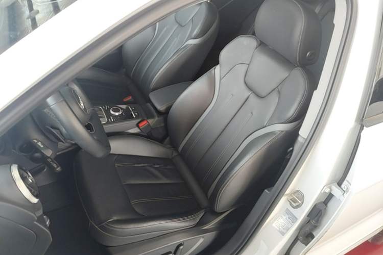 Used Audi Q2L 2024 35TFSI Fashionable and Dynamic Edition Left Front Seat