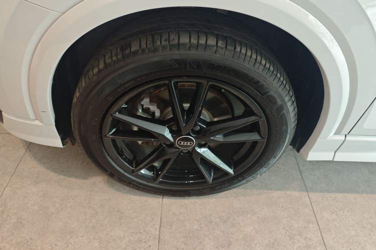 Used Audi Q2L 2024 35TFSI Ambition Dynamic Edition Left Front Wheel Hub
