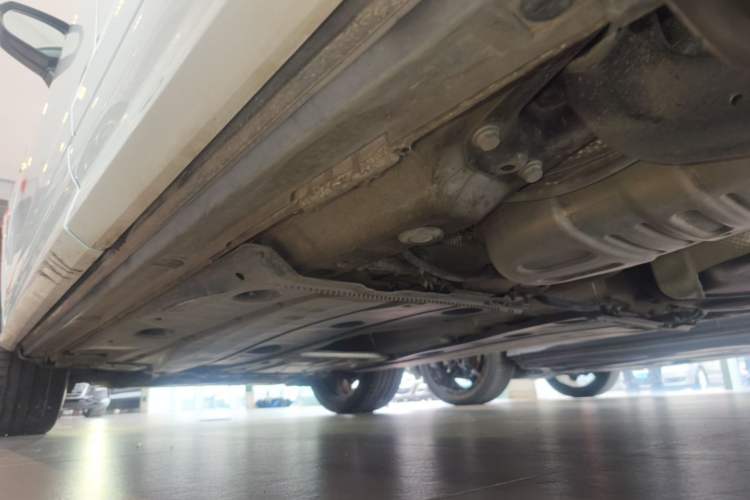 Used Audi Q2L 2024 35TFSI Luxury Dynamic Edition Left Side Sill