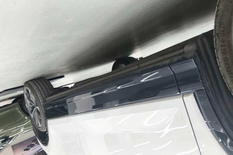 Used Audi Q2L 2024 35TFSI Luxury Prestige Edition Left Side Sill