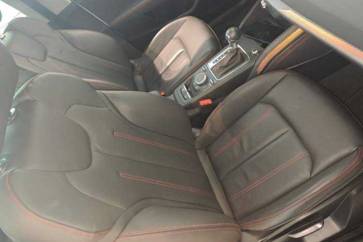 Used Audi Q2L 2024 35TFSI Ambition Dynamic Edition Right Front Seat